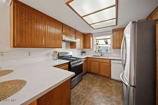 20345 Rue Crevier Unit 507, Santa Clarita, CA 91351