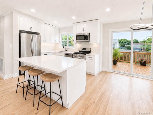 132 Berkeley Avenue, Selden, NY 11784