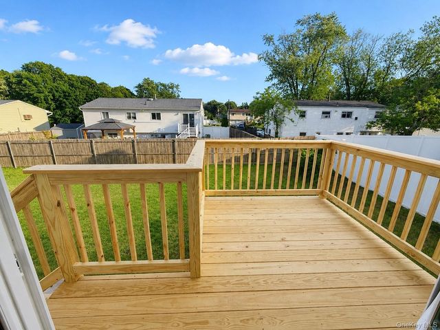 132 Berkeley Avenue, Selden, NY 11784