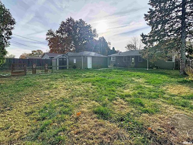 3855 26th Ave Avenue, Rock Island, IL 61201