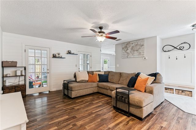 100 Millers Trace Drive, St Marys, GA 31558