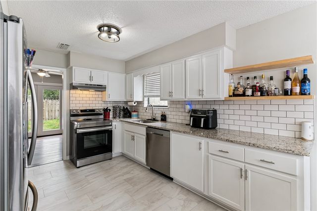 100 Millers Trace Drive, St Marys, GA 31558