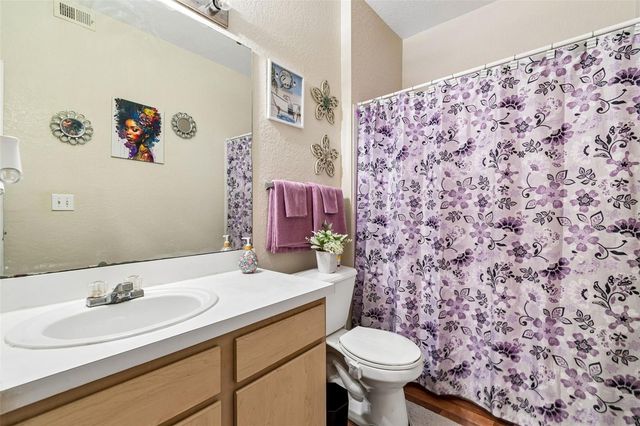 8414 LUCUYA WAY 201, Tampa, FL 33637