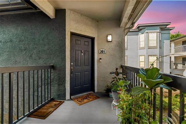 8414 LUCUYA WAY 201, Tampa, FL 33637