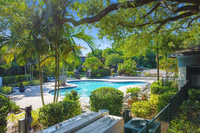 8414 LUCUYA WAY 201, Tampa, FL 33637