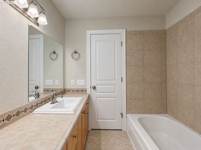 1930 Nw 143RD Ave 70, Portland, OR 97229