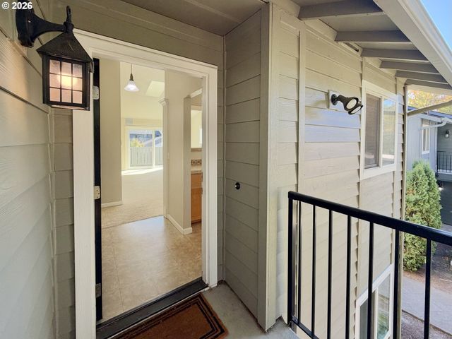 1930 Nw 143RD Ave 70, Portland, OR 97229