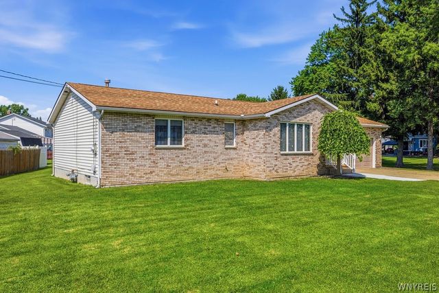 1660 Tuscarora Road, Niagara, NY 14304