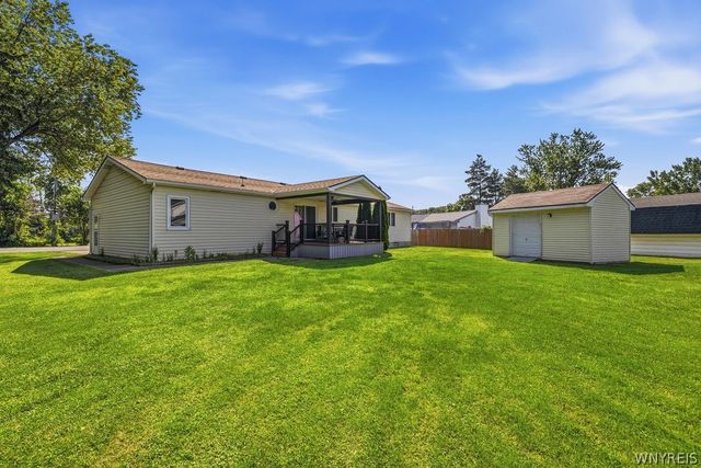 1660 Tuscarora Road, Niagara, NY 14304