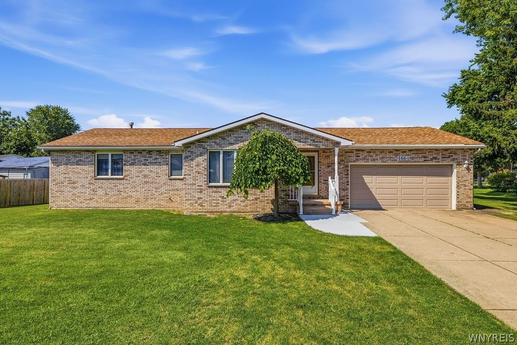 1660 Tuscarora Road, Niagara, NY 14304