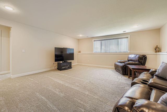 4873 127th Circle NE, Blaine, MN 55449