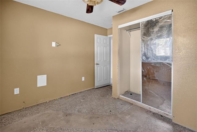 5609 LARIMER DRIVE, Tampa, FL 33615