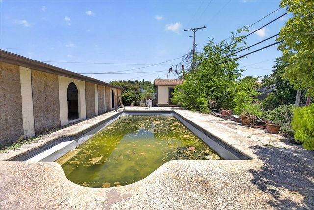 5609 LARIMER DRIVE, Tampa, FL 33615