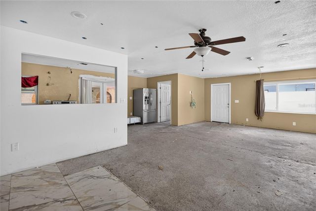 5609 LARIMER DRIVE, Tampa, FL 33615