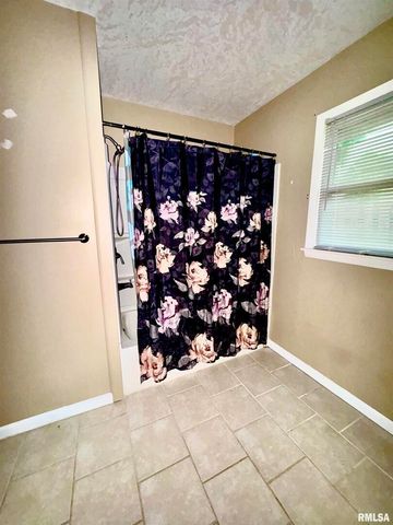 1001 W 6TH Street, West Frankfort, IL 62896