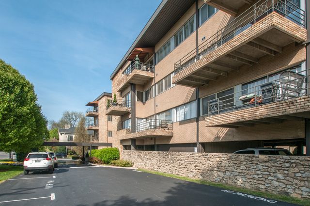 4200 West End Ave Apt 209, Nashville, TN 37205