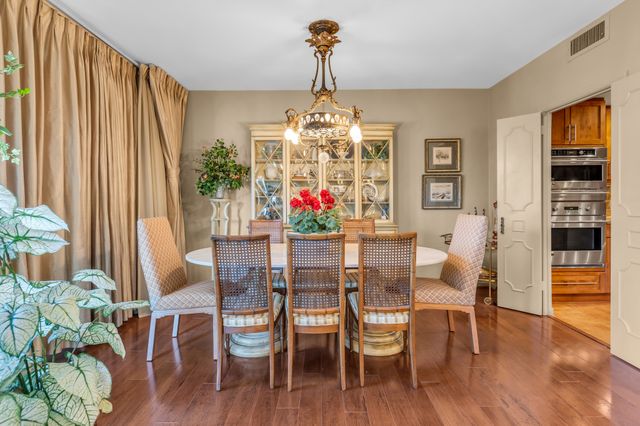 4200 West End Ave Apt 209, Nashville, TN 37205