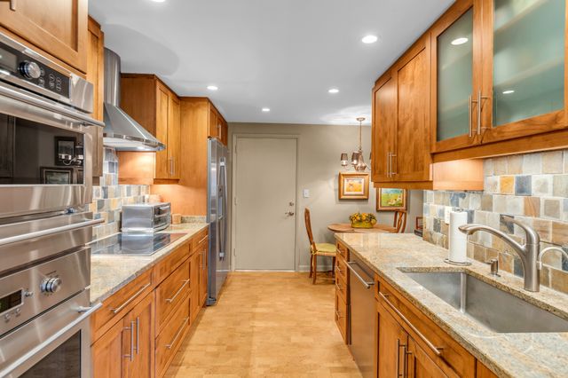 4200 West End Ave Apt 209, Nashville, TN 37205