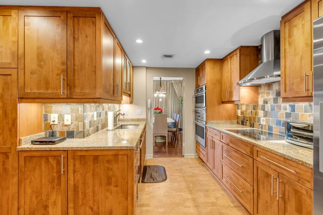 4200 West End Ave Apt 209, Nashville, TN 37205