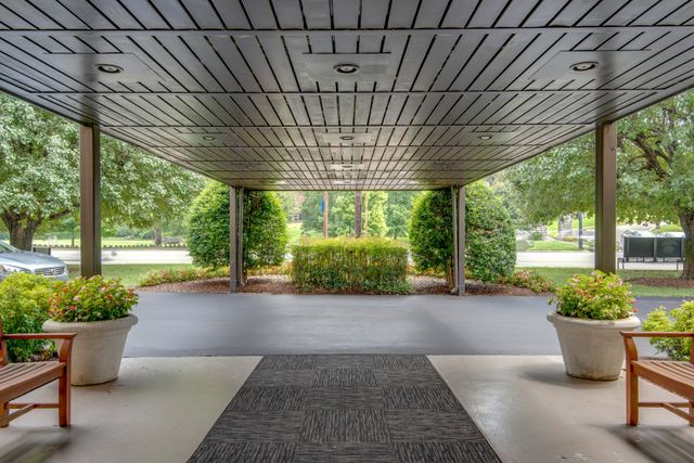 4200 West End Ave Apt 209, Nashville, TN 37205