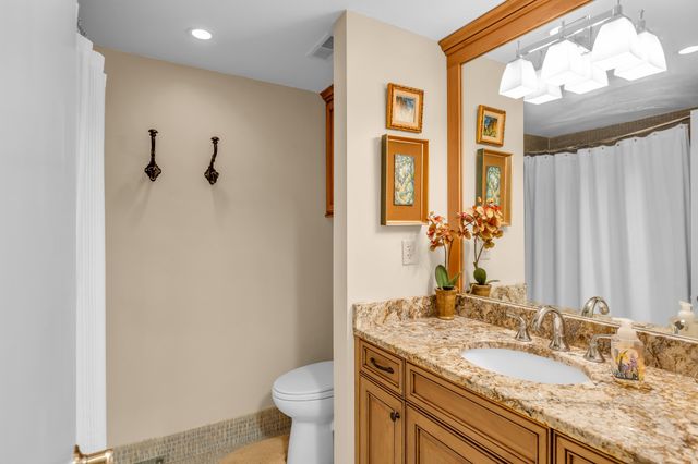 4200 West End Ave Apt 209, Nashville, TN 37205