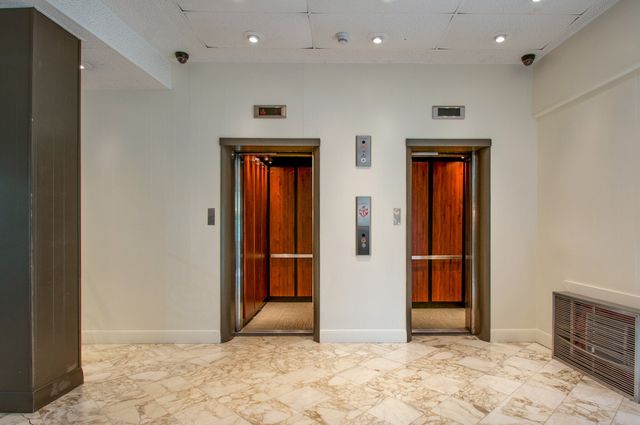 4200 West End Ave Apt 209, Nashville, TN 37205