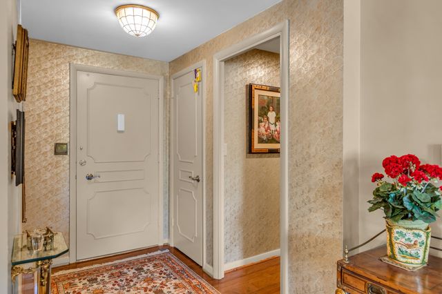 4200 West End Ave Apt 209, Nashville, TN 37205