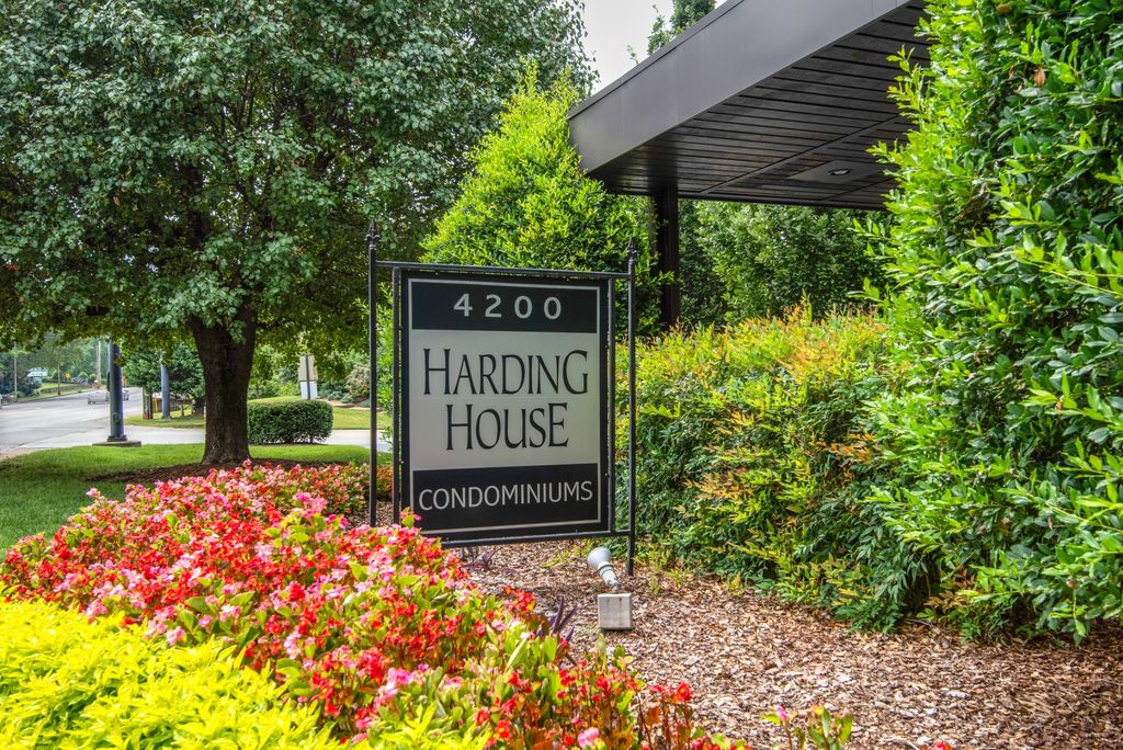 4200 West End Ave Apt 209, Nashville, TN 37205