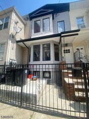 141 Clifton Ave, Newark City, NJ 07104