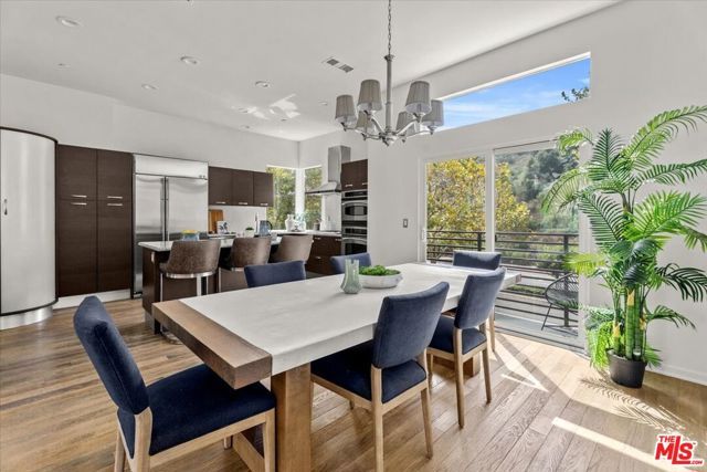 13027 Bluff Creek Drive 30, Los Angeles, CA 90094