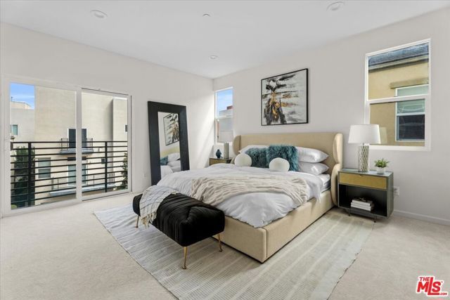 13027 Bluff Creek Drive 30, Los Angeles, CA 90094