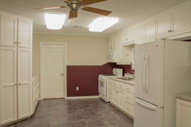 803 Welsh Avenue, College Station, TX 77840
