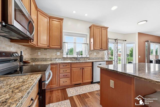 762 Valmont Drive, Monroe, MI 48162