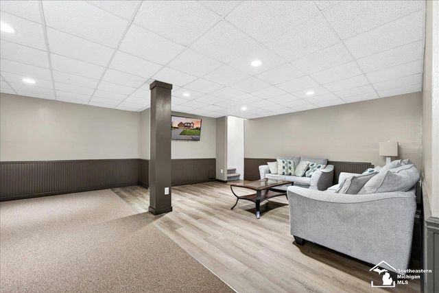 762 Valmont Drive, Monroe, MI 48162