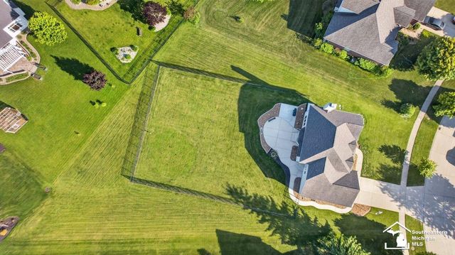 762 Valmont Drive, Monroe, MI 48162