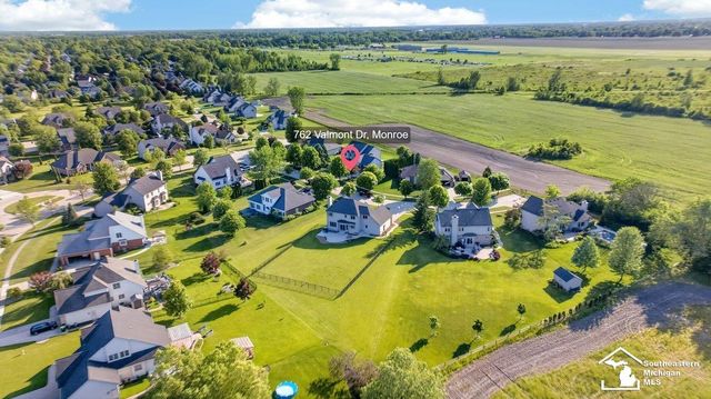 762 Valmont Drive, Monroe, MI 48162