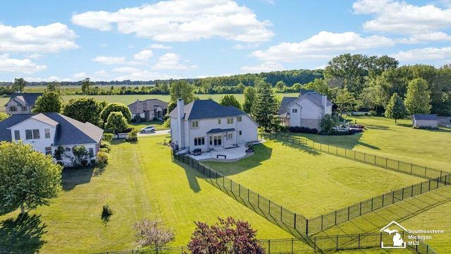 762 Valmont Drive, Monroe, MI 48162