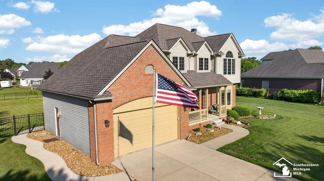 762 Valmont Drive, Monroe, MI 48162