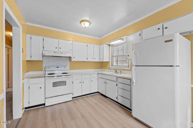 2419 Fernbrook Road, Greensboro, NC 27405