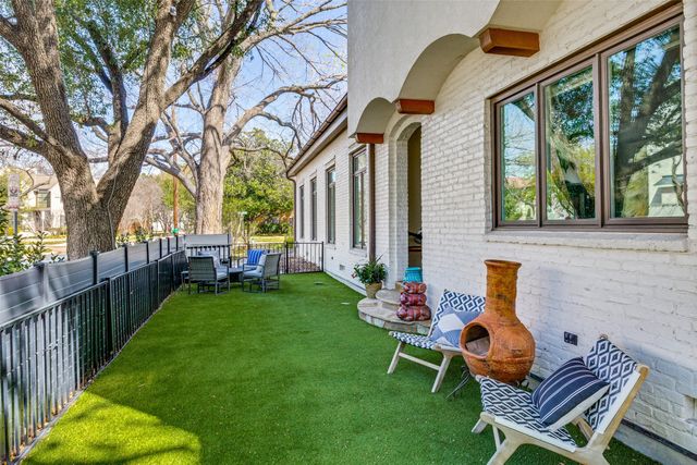 4449 Potomac Avenue, University Park, TX 75205