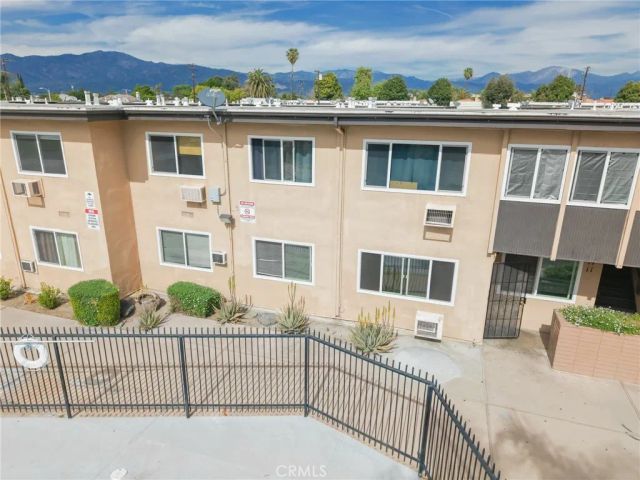 3030 Vineland 3, Baldwin Park, CA 91706