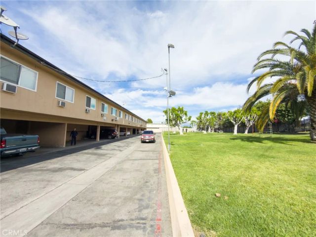 3030 Vineland 3, Baldwin Park, CA 91706