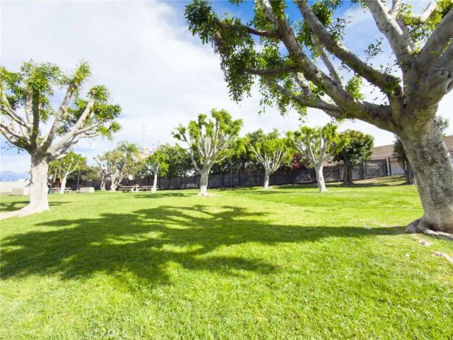 3030 Vineland 3, Baldwin Park, CA 91706