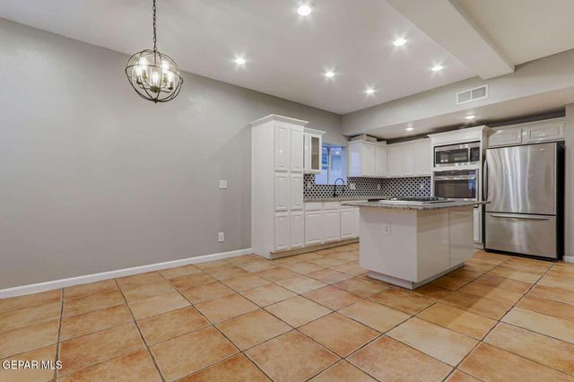 12404 PASEO LARGO Circle, El Paso, TX 79928