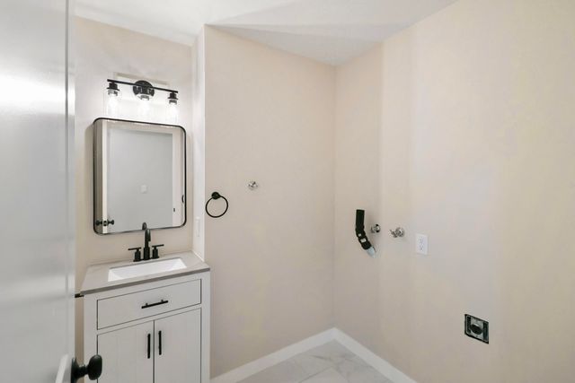 4525 Enchanted Way, Redding, CA 96001