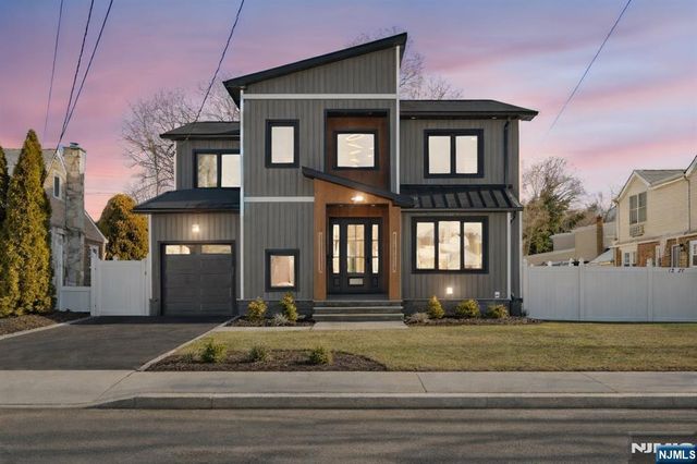 12-41 Western Drive, Fair Lawn, NJ 07410