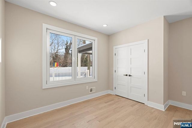 12-41 Western Drive, Fair Lawn, NJ 07410