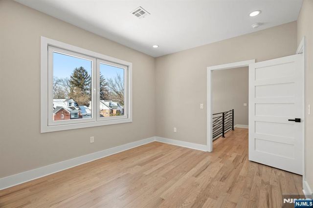 12-41 Western Drive, Fair Lawn, NJ 07410