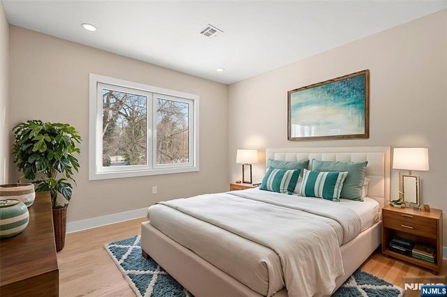 12-41 Western Drive, Fair Lawn, NJ 07410