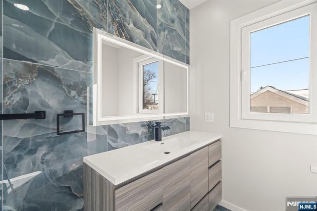 12-41 Western Drive, Fair Lawn, NJ 07410